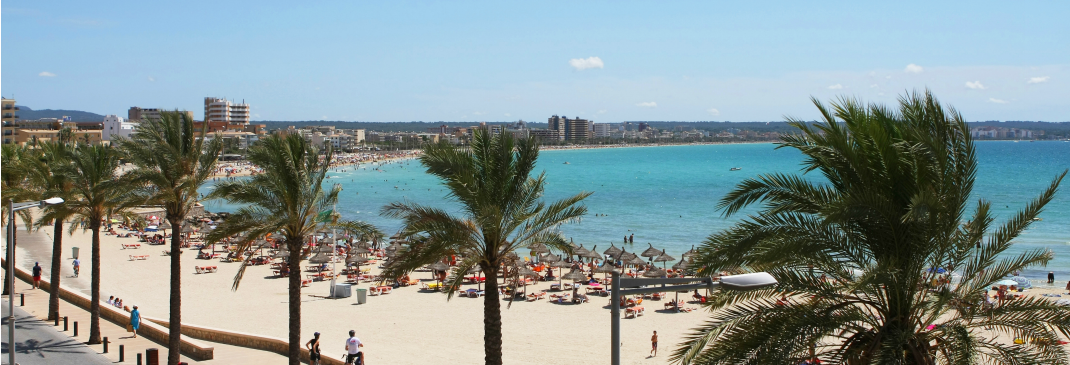 Küste und Strand in Palma de Mallorca.